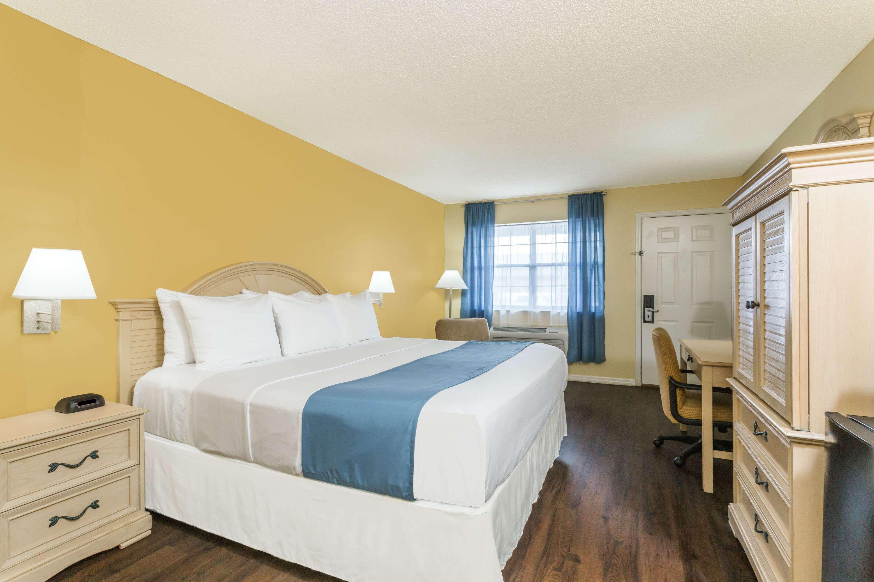 Days Inn By Wyndham Madison Zewnętrze zdjęcie