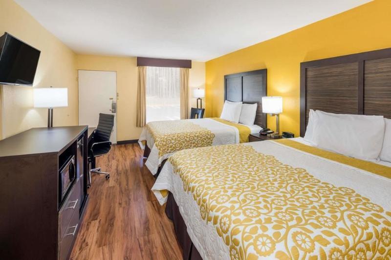 Days Inn By Wyndham Madison Zewnętrze zdjęcie